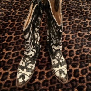 Women’s Black & White CORRAL BOOTS